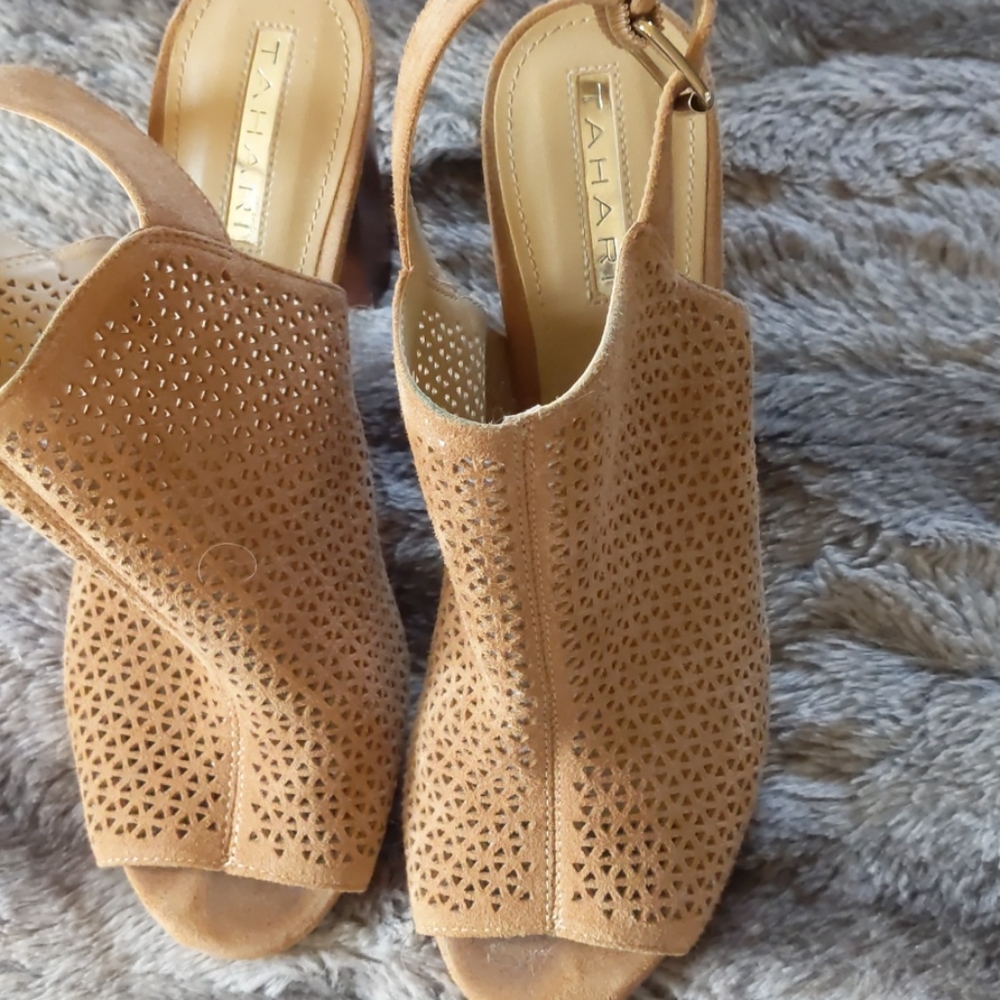 Open toed heeled sandals